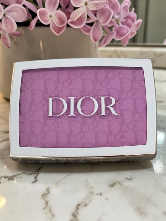 Dior Other - Dior Rosy Glow Pink Lilac Eyeshadow Shade 63 | Mirrored Palette pH Activated